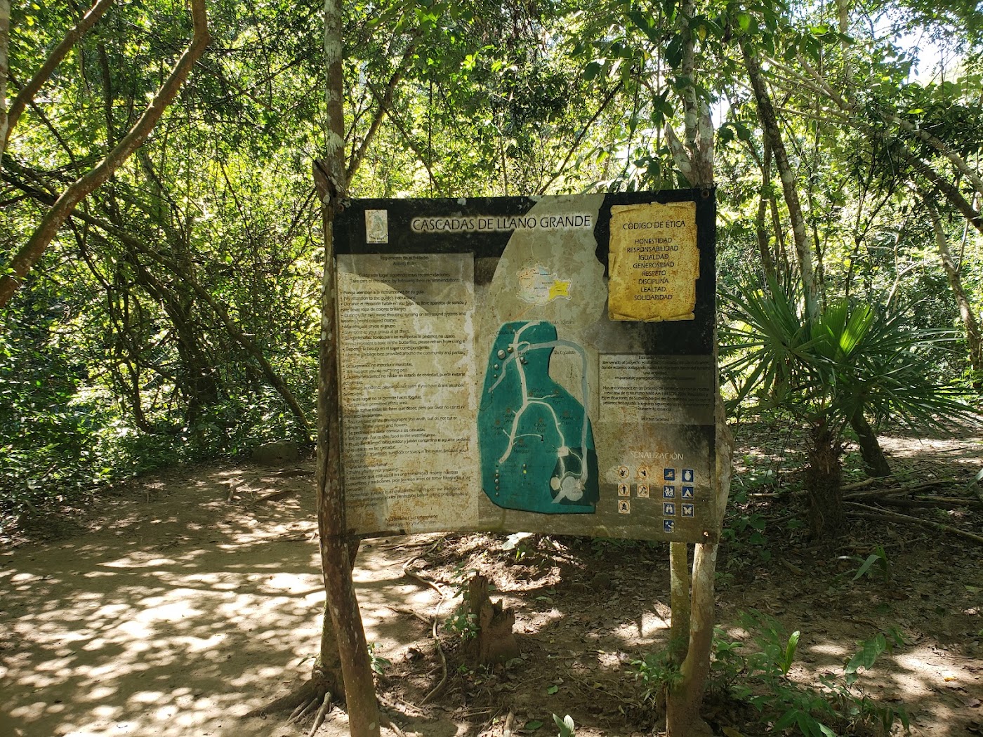 Cascadas de Llano Grande, Huatulco