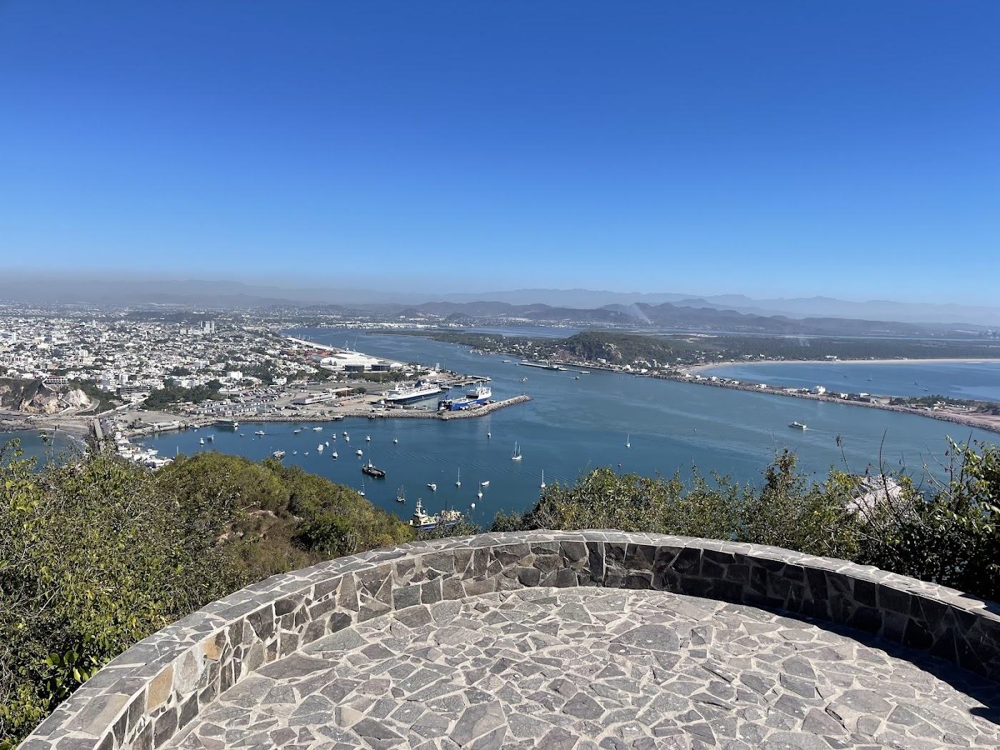 Faro de Mazatlán (Cerro del Crestón), Mazatlán