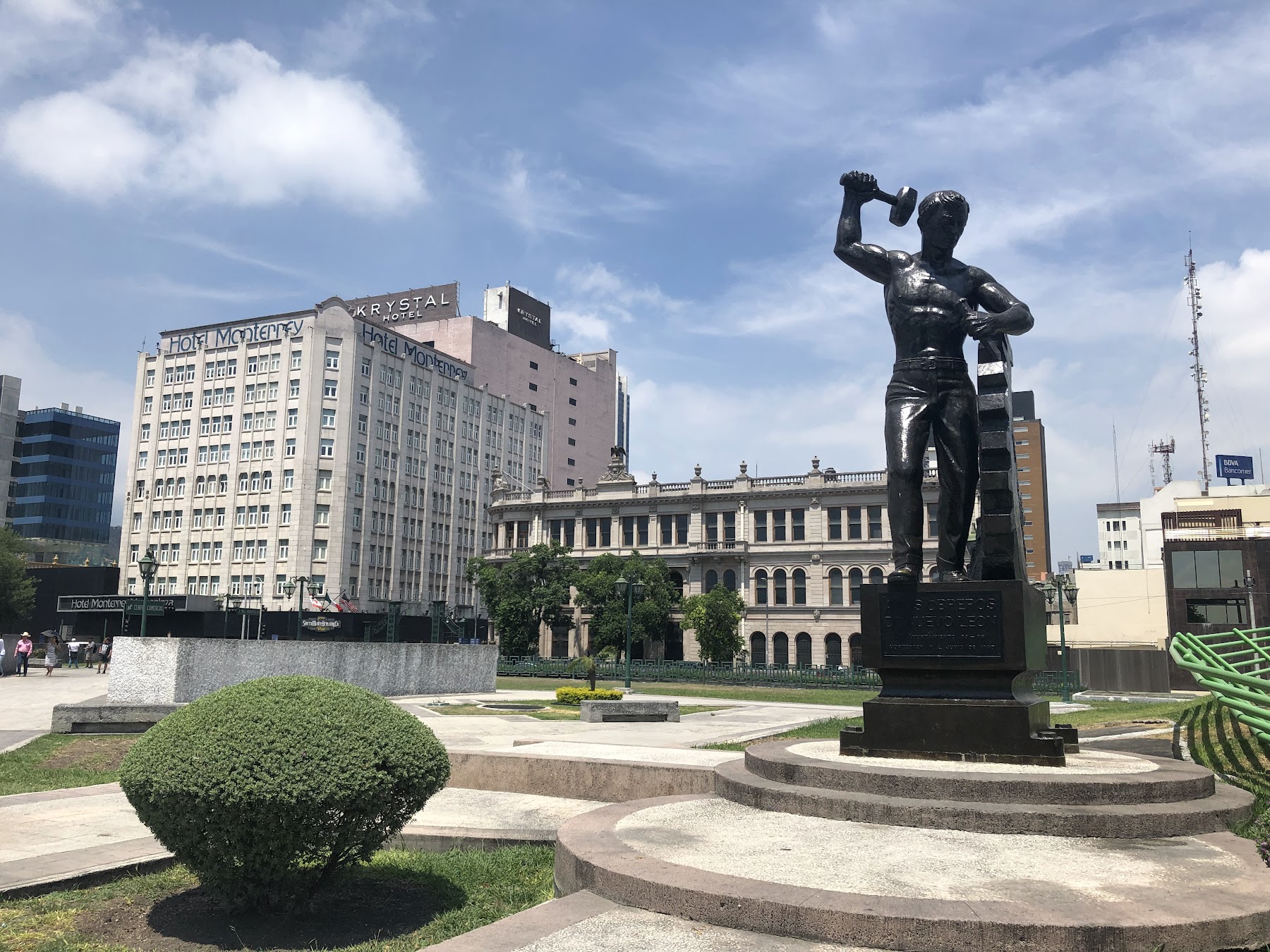 Macroplaza y Faro del Comercio, Monterrey