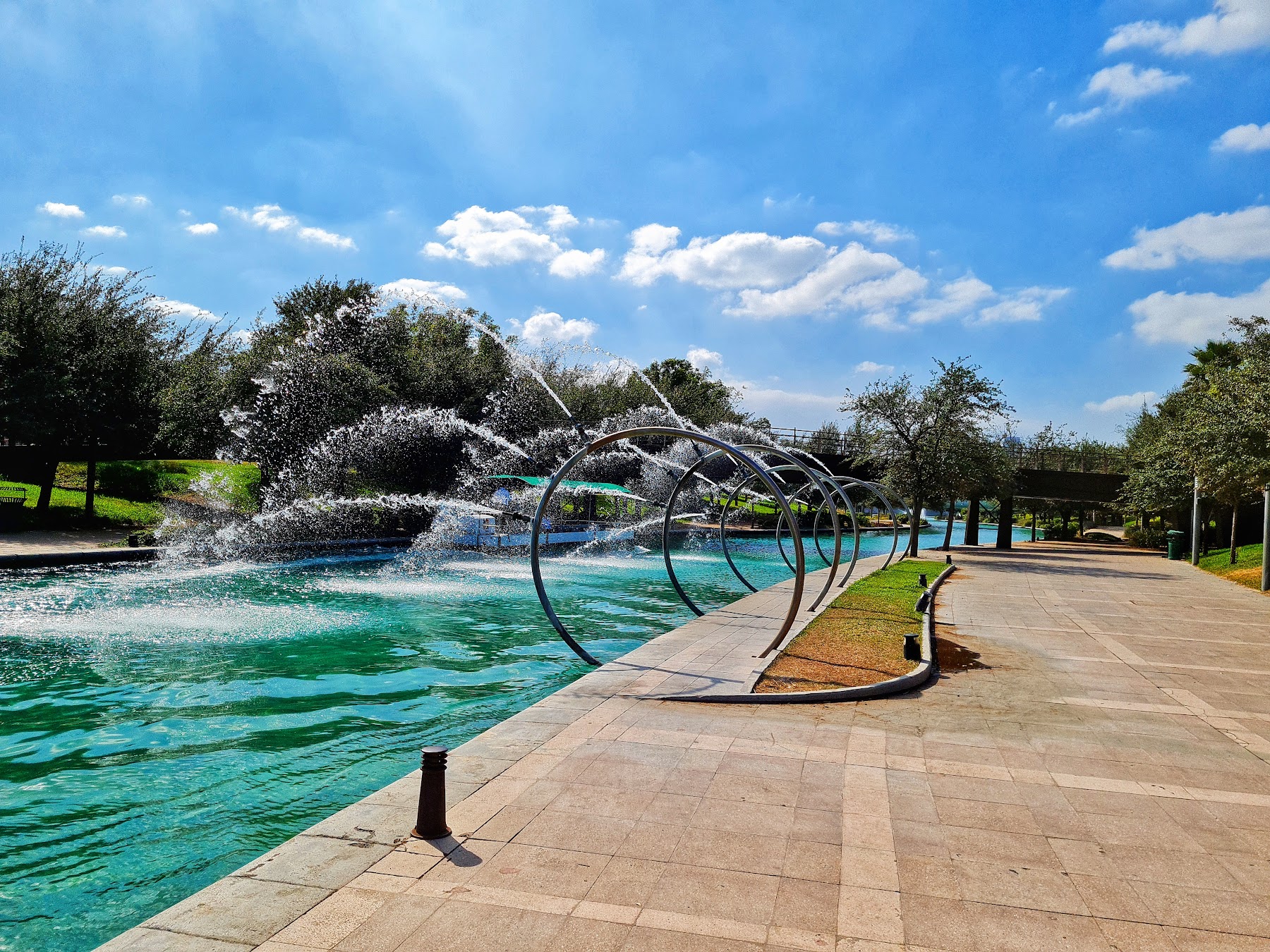 Paseo Santa Lucía, Monterrey