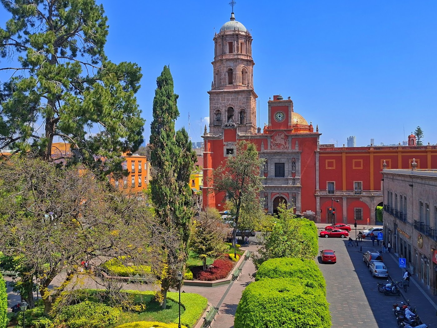 Jardín Zenea y Plaza de Armas, Querétaro